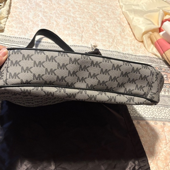 Michael Kors Monogram Black and Gray Shoulder Bag - Picture 4 of 4